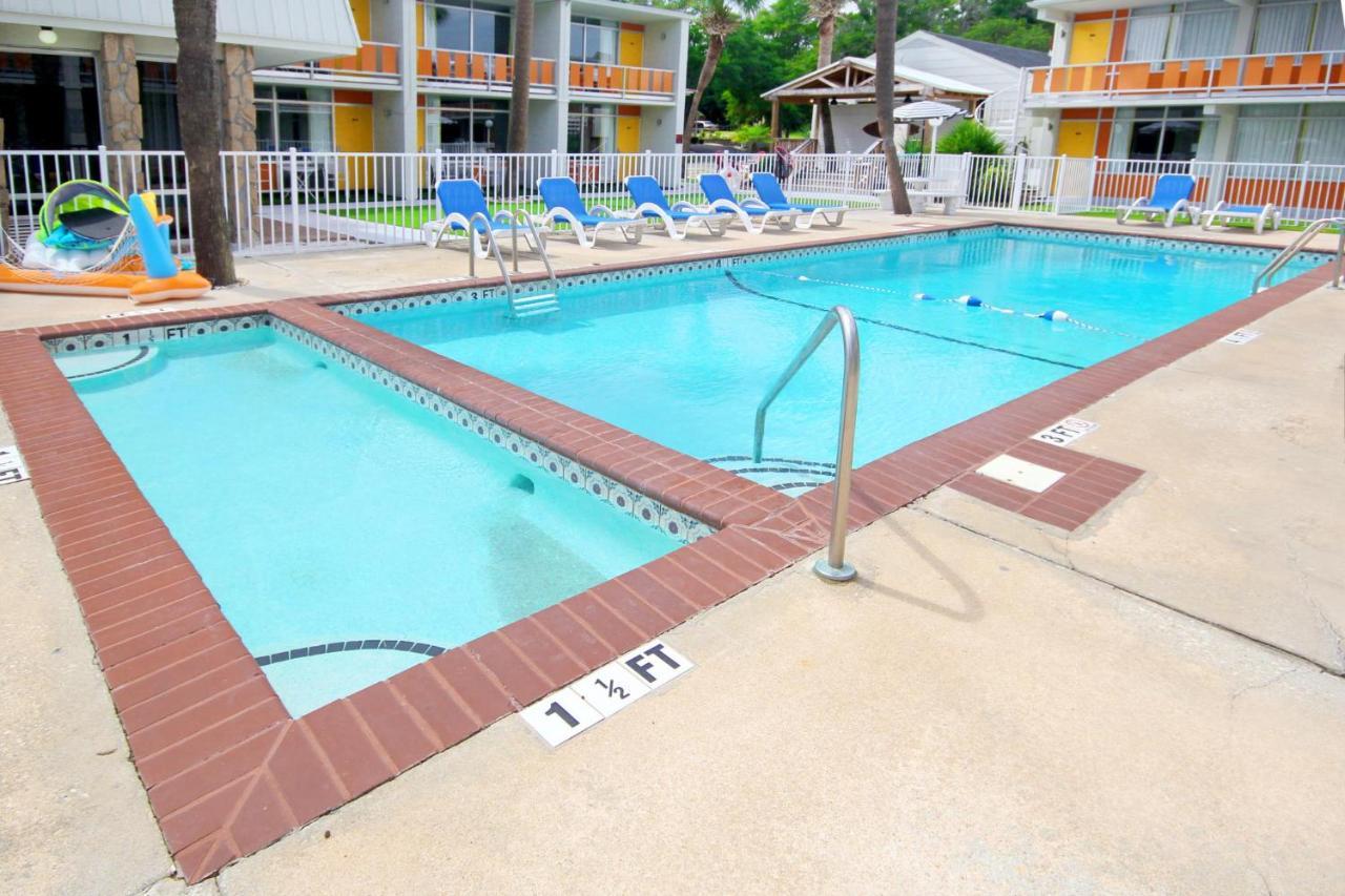 Holiday Shores Myrtle Beach Bagian luar foto