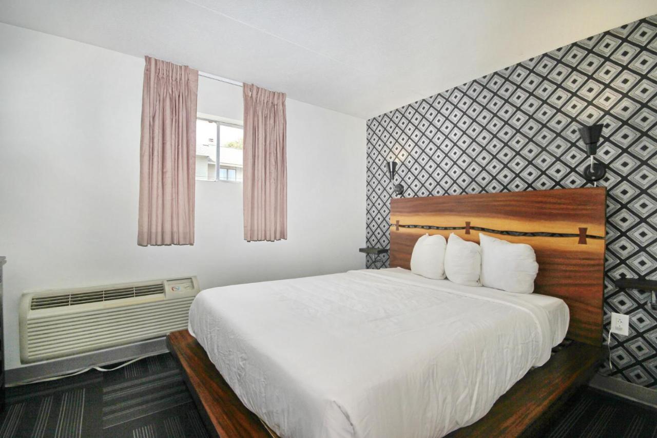 Holiday Shores Myrtle Beach Bagian luar foto