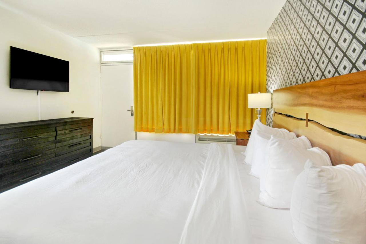 Holiday Shores Myrtle Beach Bagian luar foto